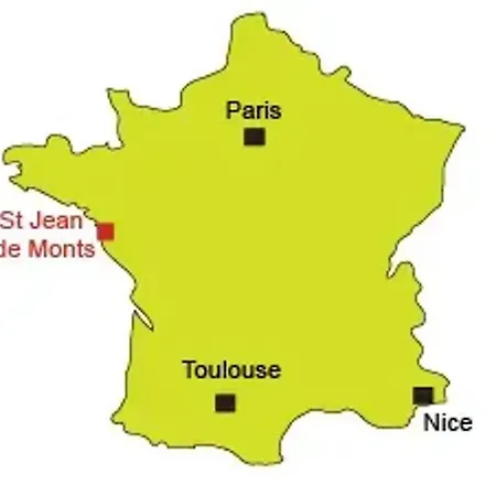 Accueillant A Avec Piscine *